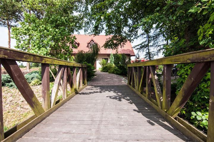 Pod Wierzba Hotel Uniejow Buitenkant foto